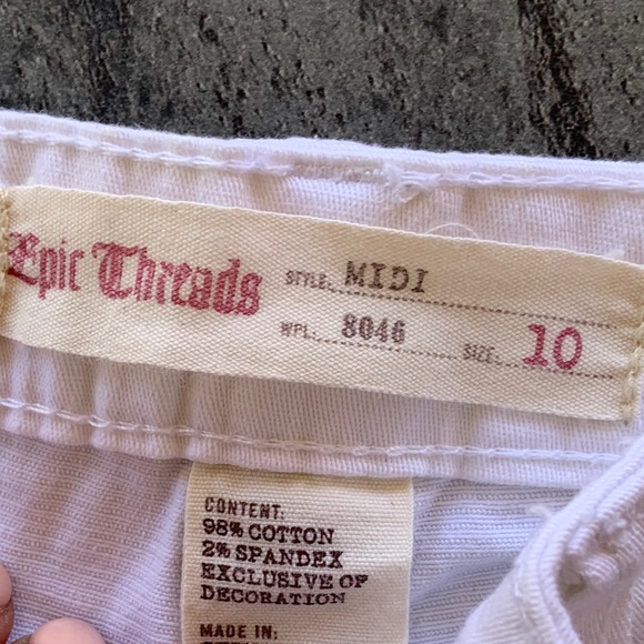 Girl's Solid White Denim Shorts Bermuda Midi Rise - Picture 3 of 3